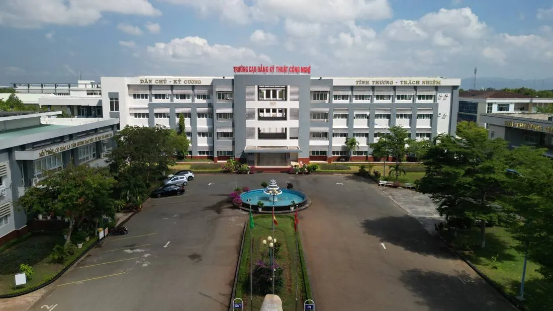 Trường Cao đẳng Nghề